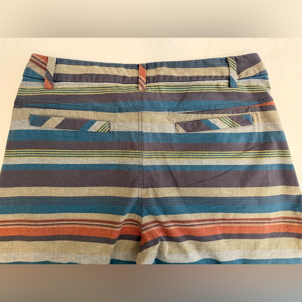 Lululemon Shorts Men's Multicolor Gray Striped Chino Casual Performance Size 34 - Picture 4 of 7